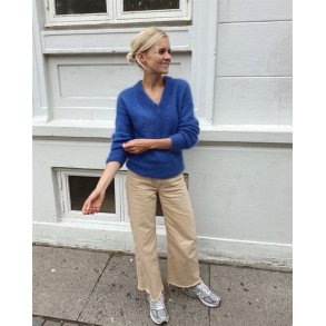 Stockholm Sweater V-Neck